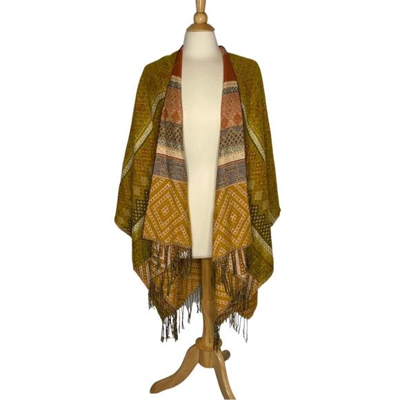 Western Boutique Fringe Bottom Tribal Print Oversized Sweater Kimono P - Picture 2 of 10